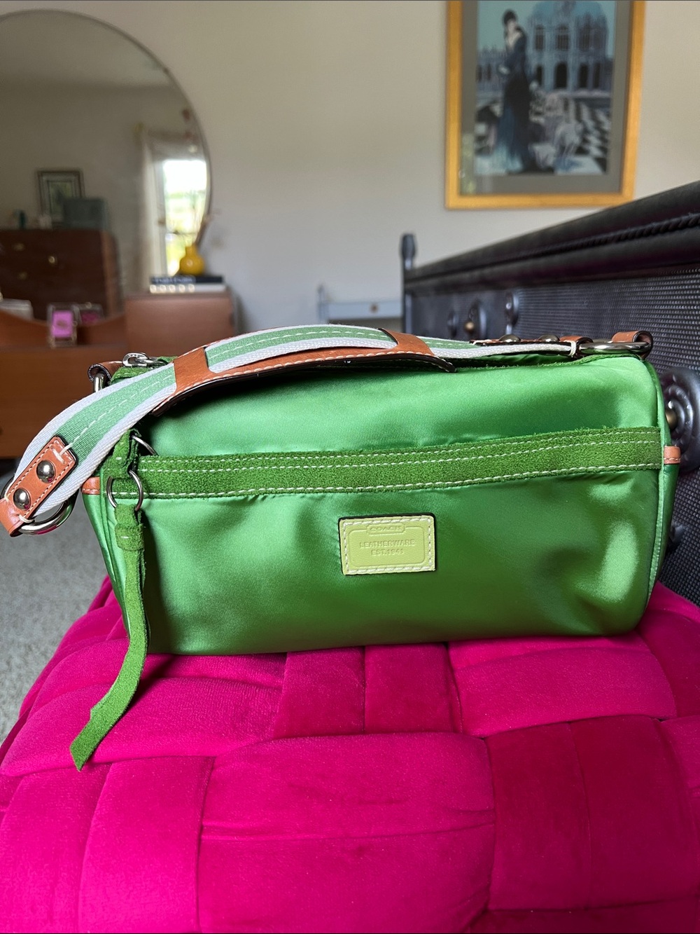 Coach Leatherware Vintage (2006) Barrel Bag-EUC - Picture 3 of 17